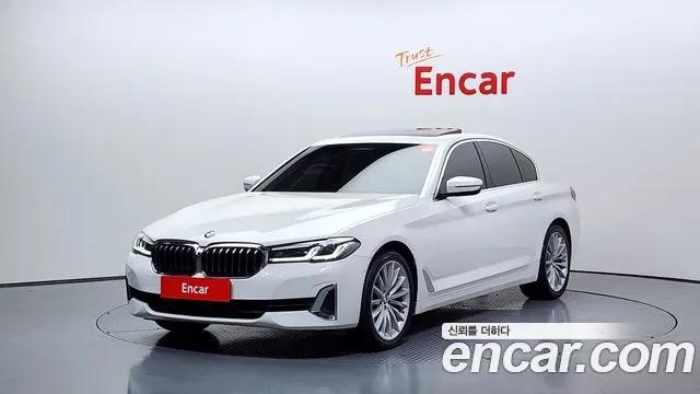 BMW 5-Series 2023