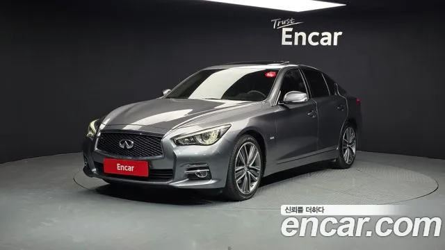 Infiniti Q50 2016