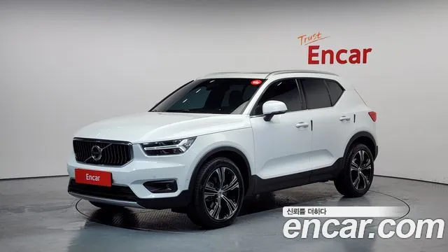 Volvo XC40 2021