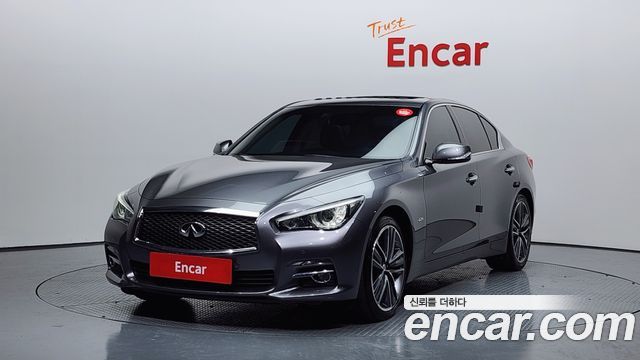 Infiniti Q50 2015