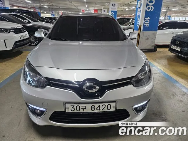 Renault SM3 2015