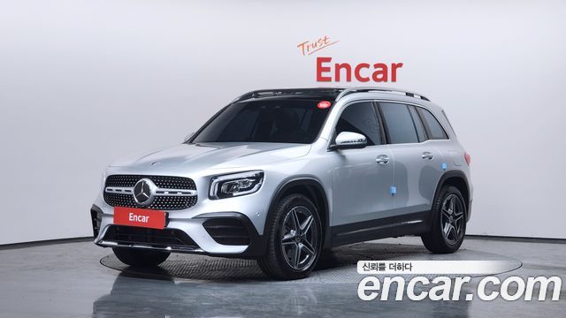 Mercedes-Benz GLB-Class 2023