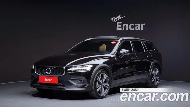 Volvo V60 2020