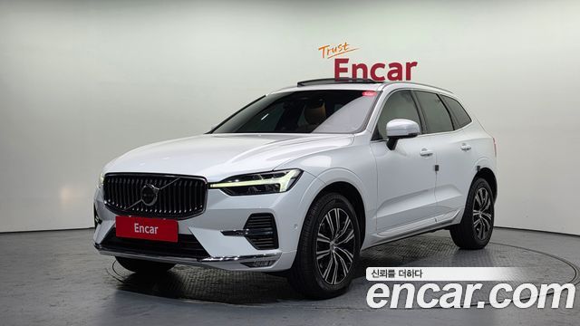 Volvo XC60 2022