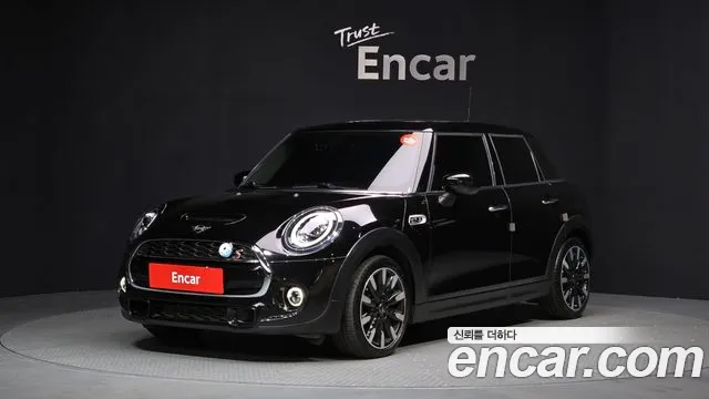 MINI Cooper 2020