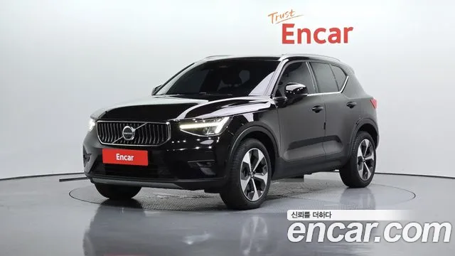 Volvo XC40 2023