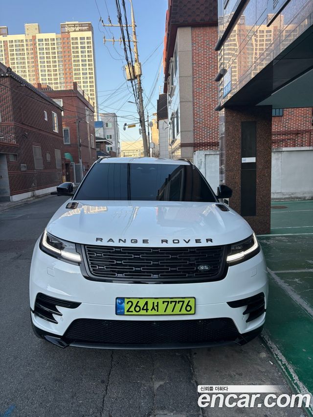 Land Rover Range Rover Velar 2025