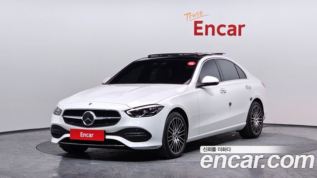 Mercedes-Benz C-Class 2022
