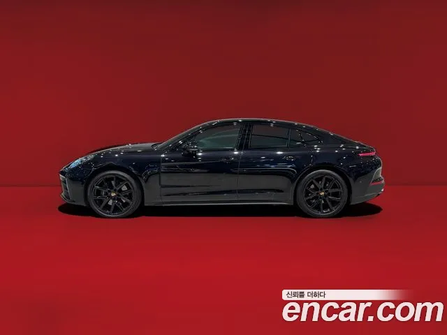 Porsche Panamera 2024
