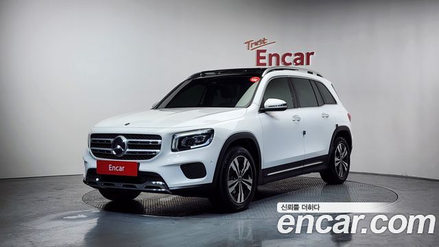 Mercedes-Benz GLB-Class 2021