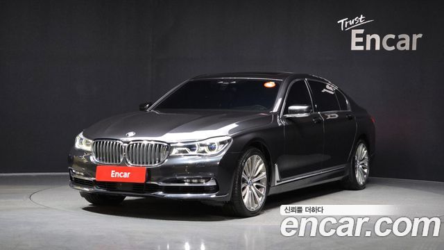 BMW 7-Series 2016