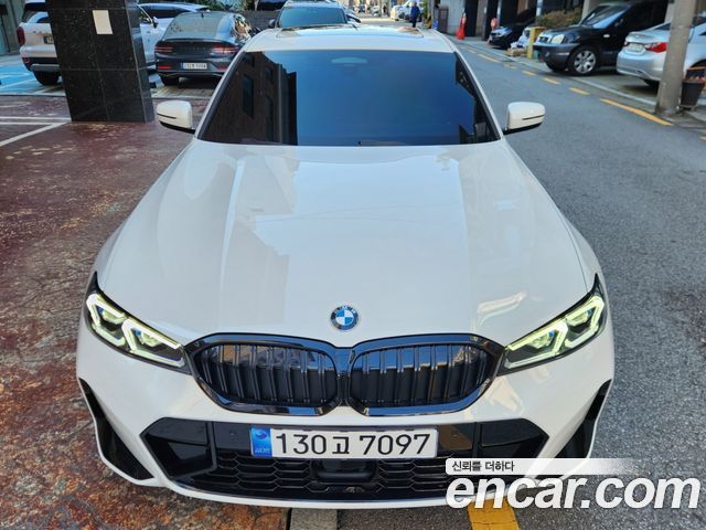 BMW 3-Series 2025