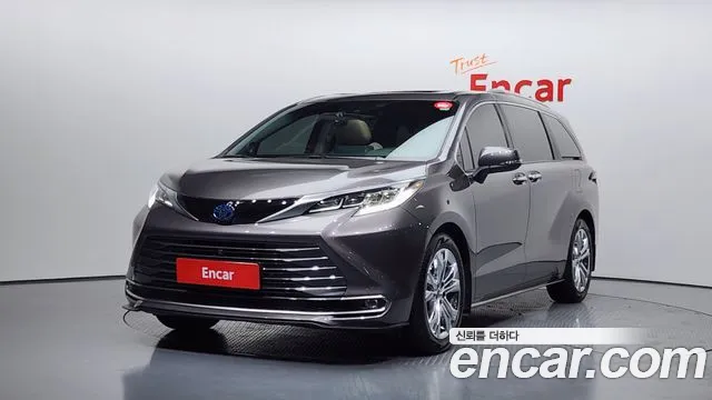 Toyota Sienna 2023