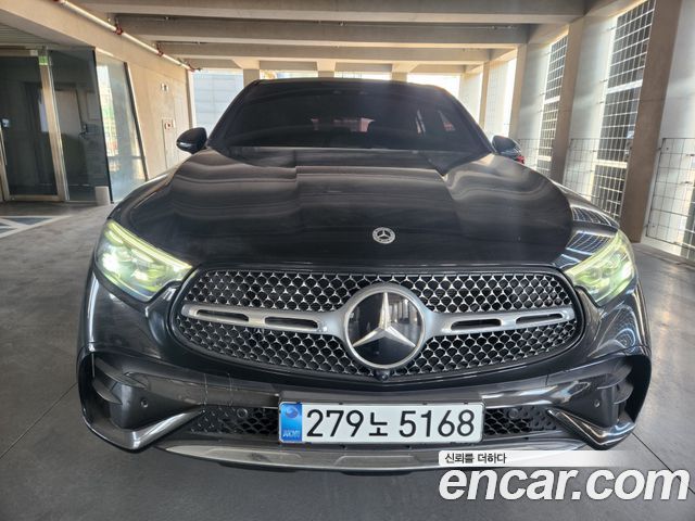 Mercedes-Benz GLC-Class 2025