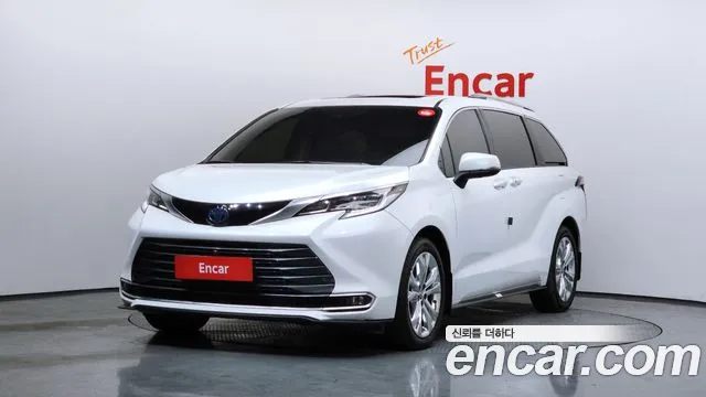 Toyota Sienna 2023