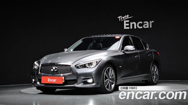 Infiniti Q50 2015