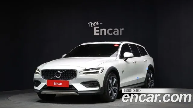 Volvo V60 2021