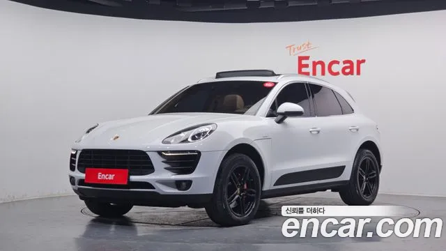 Porsche Macan 2015