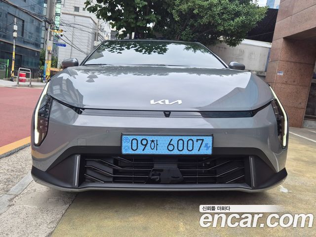 Kia EV4 2025