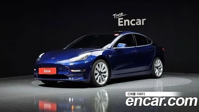 Tesla Model 3 2020