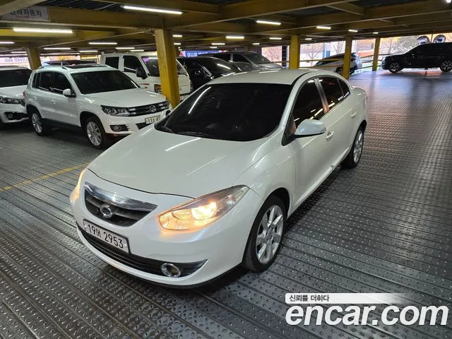 Renault SM3 2011