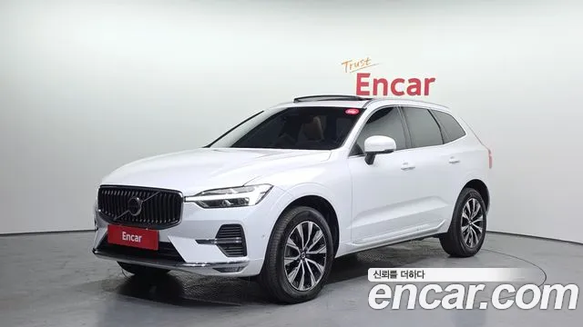 Volvo XC60 2025