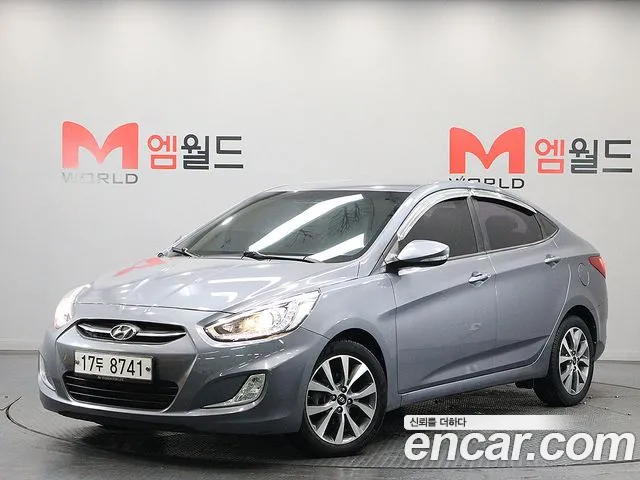 Hyundai Accent 2015
