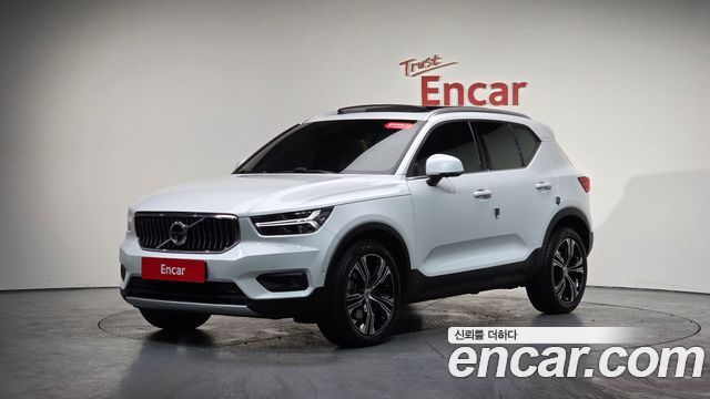 Volvo XC40 2021