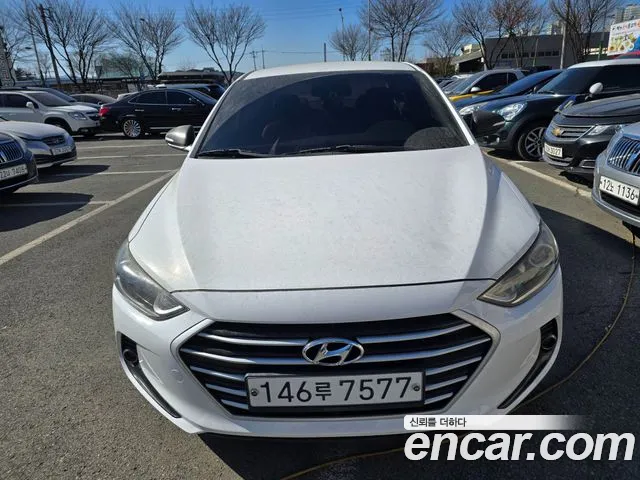 Hyundai Avante 2016