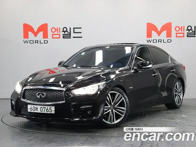 Infiniti Q50 2015