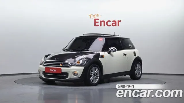 MINI Cooper 2010