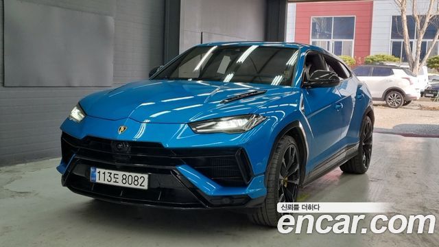 Lamborghini Urus 2024
