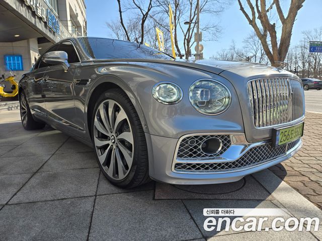 Bentley Flying Spur 2022