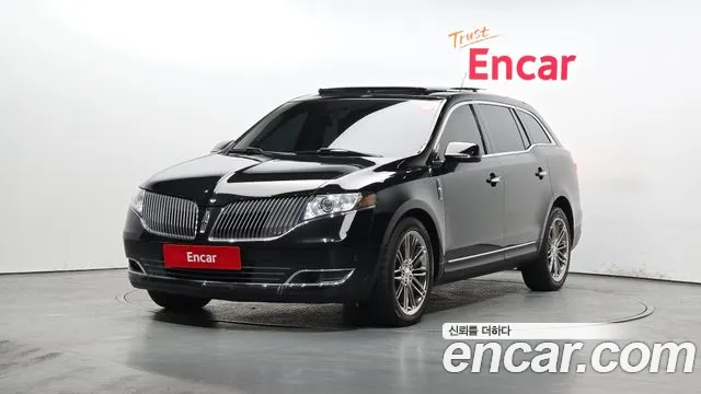 Lincoln MKT 2014