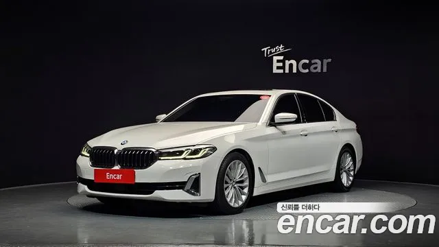 BMW 5-Series 2022