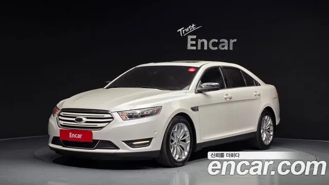 Ford Taurus 2017
