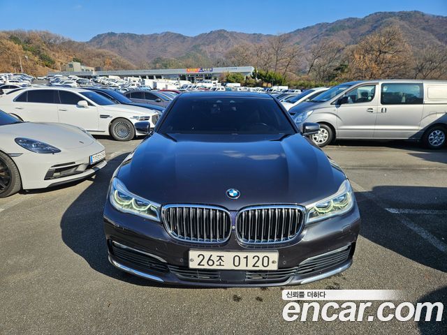 BMW 7-Series 2016