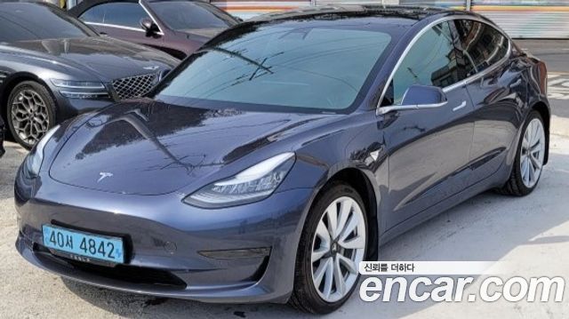 Tesla Model 3 2020