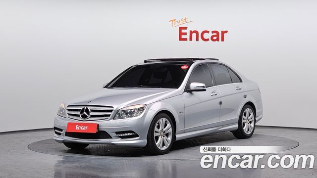 Mercedes-Benz C-Class 2011