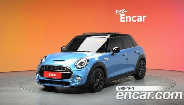 MINI Cooper 2018
