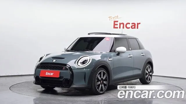 MINI Cooper 2023