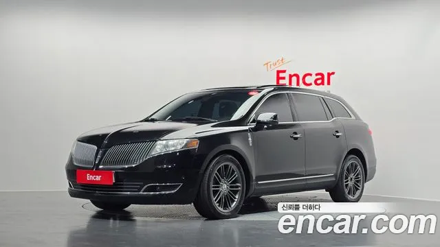Lincoln MKT 2014