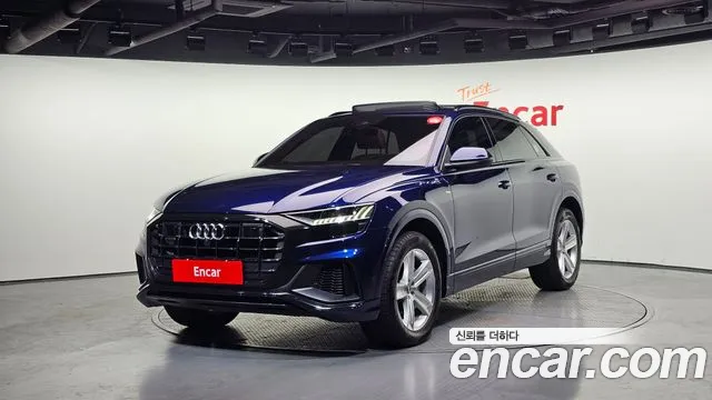Audi Q8 2021