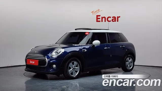 MINI Cooper 2015