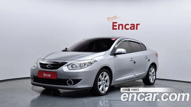 Renault SM3 2011