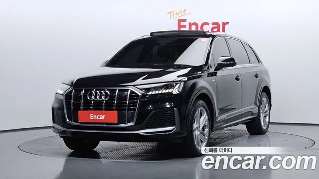 Audi Q7 2021