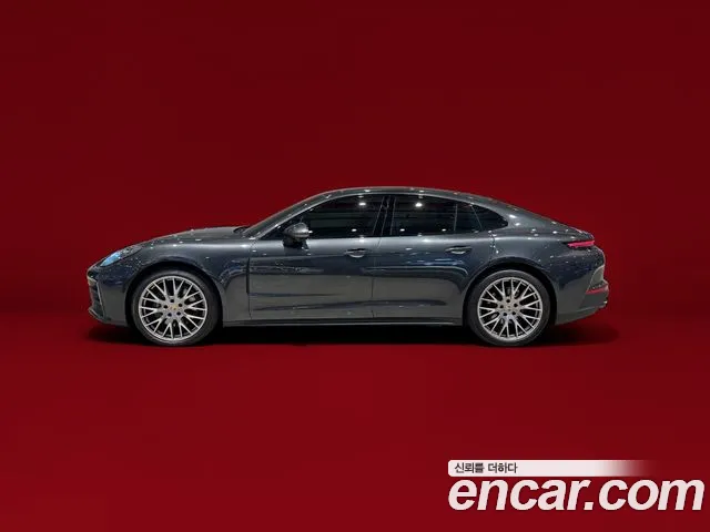 Porsche Panamera 2024