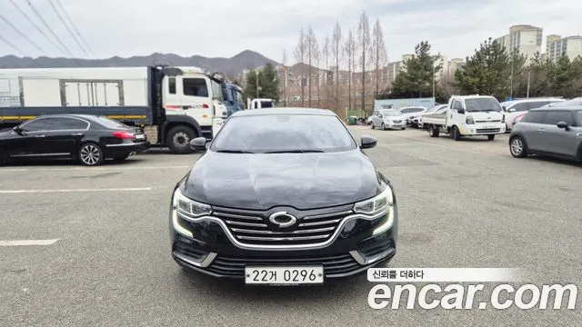 Renault SM6 2016