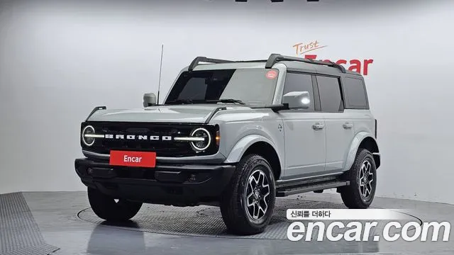 Ford Bronco 2023