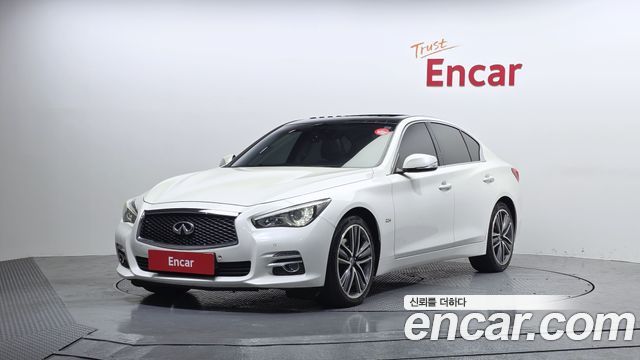 Infiniti Q50 2015